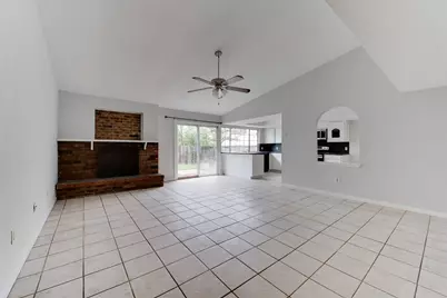 15702 Mendocino Drive, Houston, TX 77051 - Photo 3