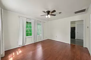 506 Texas, Tomball, TX 77375 - Photo 5