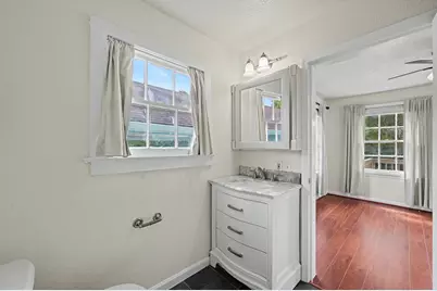 506 Texas, Tomball, TX 77375 - Photo 17