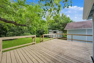 506 Texas, Tomball, TX 77375 - Photo 25