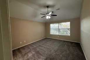 308 Glade Bridge Ln, Dickinson, TX 77539 - Photo 17