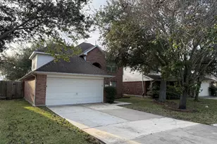 308 Glade Bridge Ln, Dickinson, TX 77539 - Photo 1