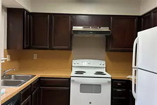 10104 Waterstone Dr, Houston, TX 77042 - Photo 7