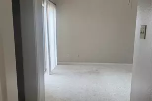 10104 Waterstone Dr, Houston, TX 77042 - Photo 19