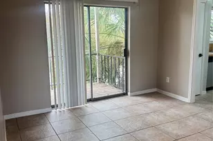 10104 Waterstone Dr, Houston, TX 77042 - Photo 15