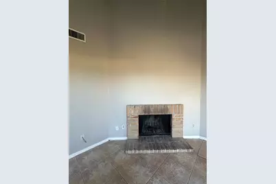 10104 Waterstone Drive, Houston, TX 77042 - Photo 5