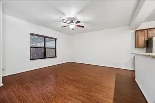 5222 Brinkman Ct, Houston, TX 77091 - Photo 7