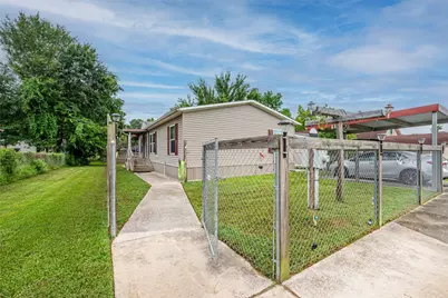 14273 Shadow Bay Drive, Willis, TX 77318 - Photo 11