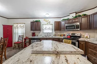 14273 Shadow Bay Dr, Willis, TX 77318 - Photo 19