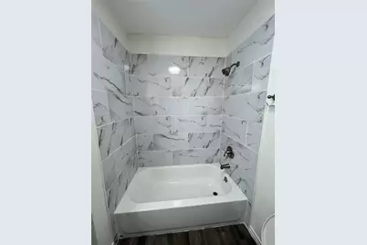 9802 Morrisville Court, Houston, TX 77078 - Photo 13