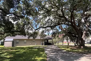 120 W Stockbridge St, Eagle Lake, TX 77434 - Photo 33