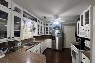 120 W Stockbridge St, Eagle Lake, TX 77434 - Photo 19