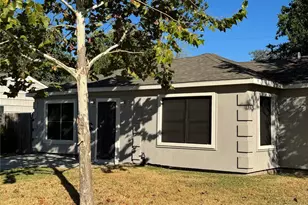 903 Roper St, Houston, TX 77034 - Photo 3