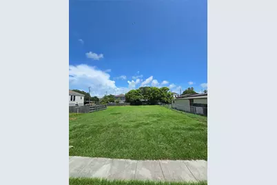 3418 Avenue M, Galveston, TX 77550 - Photo 1