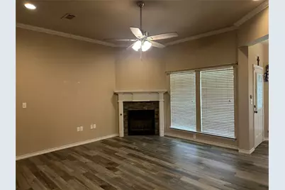 2125 Willowglen Drive, Beaumont, TX 77707 - Photo 3