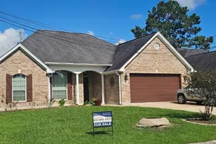2125 Willowglen Dr, Beaumont, TX 77707 - Photo 1