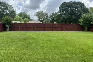 2125 Willowglen Dr, Beaumont, TX 77707 - Photo 11
