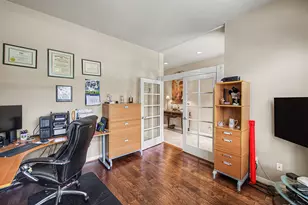 1015 Vaulted Oak St, Houston, TX 77008 - Photo 7