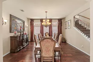 1015 Vaulted Oak St, Houston, TX 77008 - Photo 9