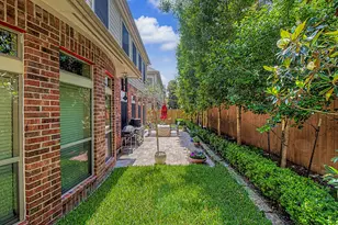 1015 Vaulted Oak St, Houston, TX 77008 - Photo 45