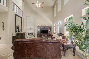 1015 Vaulted Oak St, Houston, TX 77008 - Photo 21
