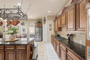 1015 Vaulted Oak St, Houston, TX 77008 - Photo 11