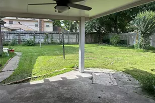 1006 Caspian Ln, Houston, TX 77090 - Photo 13