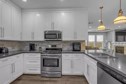 26 Scarlet Woods Court, Spring, TX 77380 - Photo 13