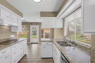 3706 Glenwood Springs Dr, Houston, TX 77345 - Photo 9