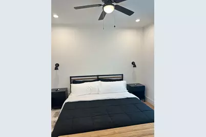 5774 Heron Drive #B, Houston, TX 77033 - Photo 13