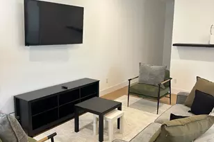 5774 Heron Dr, Houston, TX 77033 - Photo 5