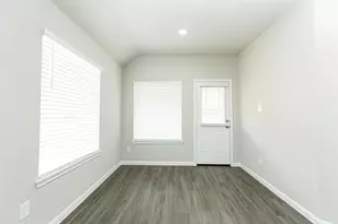 14022 Mount Hunter Dr, Willis, TX 77318 - Photo 9