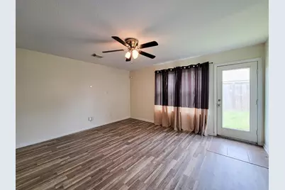 12835 Regal Oaks Bend Lane, Houston, TX 77047 - Photo 17