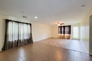 12835 Regal Oaks Bend Ln, Houston, TX 77047 - Photo 11