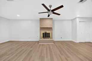 9231 Sandstone St, Houston, TX 77036 - Photo 13