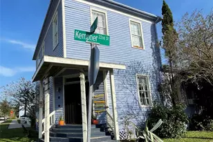 2127 Avenue K, Galveston, TX 77550 - Photo 9