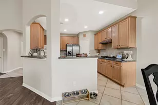 4250 Applerock Dr, Baytown, TX 77521 - Photo 11