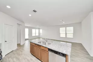 1270 Glendora Dr, Rosharon, TX 77583 - Photo 13