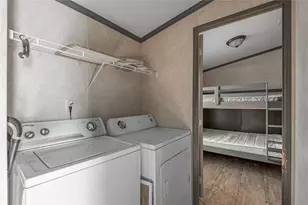 457 W 4th St, Groveton, TX 75845 - Photo 21