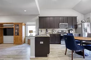 433 Camas Creek Ln, Magnolia, TX 77354 - Photo 5