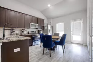 433 Camas Creek Ln, Magnolia, TX 77354 - Photo 3