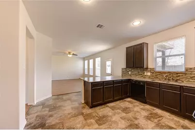 10907 Woodland Leaf Lane, Tomball, TX 77375 - Photo 5