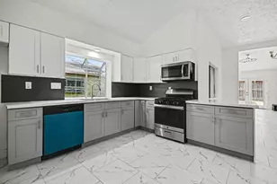1915 Fernspray Ln, Houston, TX 77084 - Photo 9