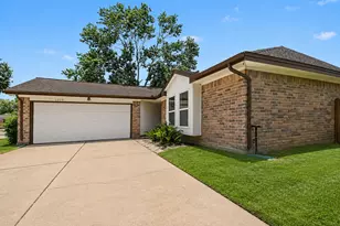 1915 Fernspray Ln, Houston, TX 77084 - Photo 3