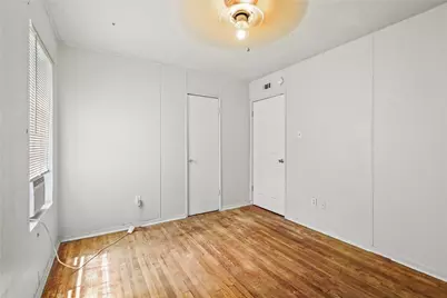 5515 Flamingo Drive, Houston, TX 77033 - Photo 13
