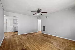 5515 Flamingo Dr, Houston, TX 77033 - Photo 5