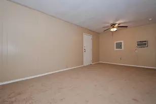 5515 Flamingo Dr, Houston, TX 77033 - Photo 21