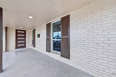 1341 Conrad Sauer Drive, Houston, TX 77043 - Photo 3