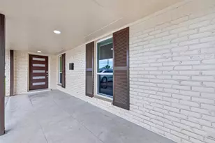 1341 Conrad Sauer Dr, Houston, TX 77043 - Photo 3