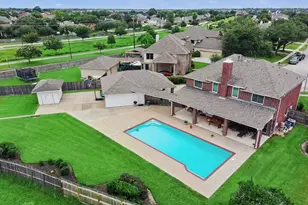 4003 Waterwood Dr, Baytown, TX 77521 - Photo 29